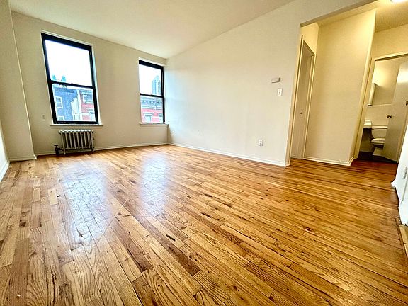 4th image of 103 2nd Ave #4F