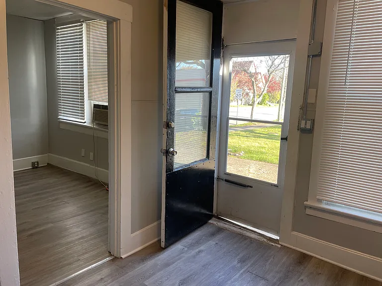 1225 Vincennes St #2D — Photo 4