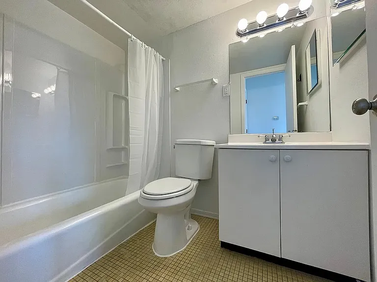 8742 Brentshire Walk — Photo 4