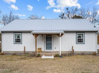 2249 Lightwood Bridge Rd, Wallace, NC 28466