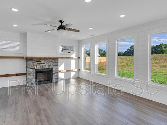 4th image of 310 Ben Johnson Rd
