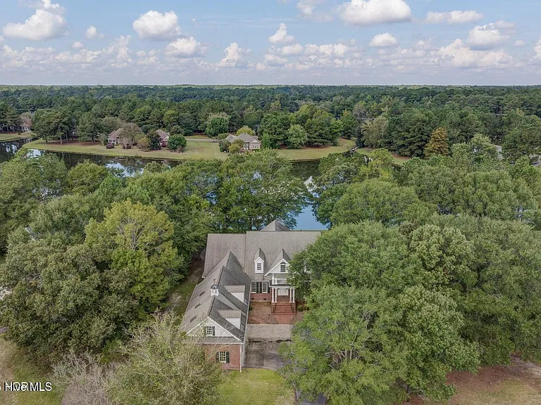 140 River Woods Dr — Photo 3