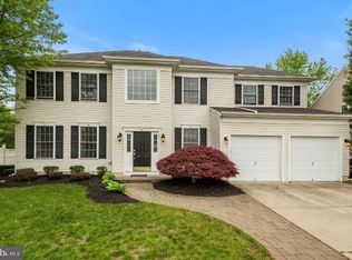 28 Thornhill Dr, Lumberton, NJ 08048