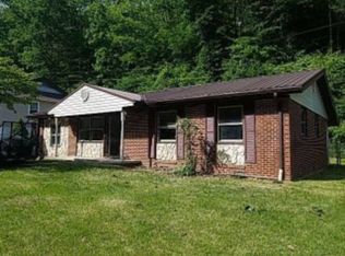 148 C Vanhoose Rd, Wittensville, KY 41274