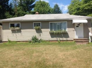 464 Belle Ave, Bedford, OH