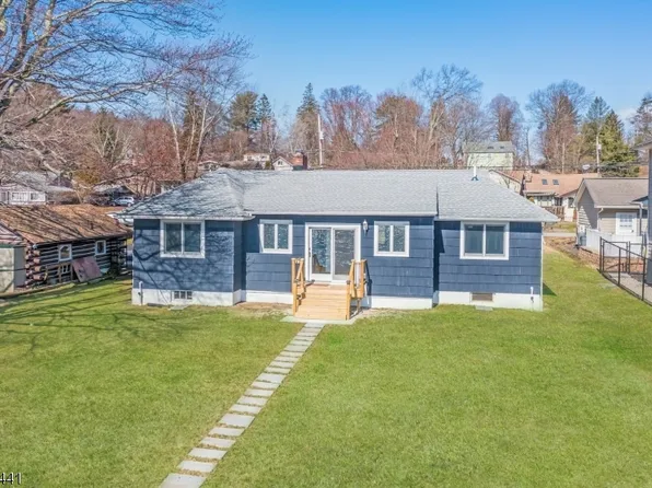 19 Bearfort Rd, West Milford Twp., NJ 07480