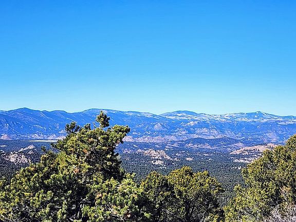 3rd image of 345 Ridgeway Rd