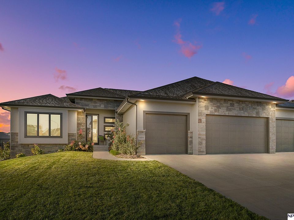 1st image of 4404 N 190th Ave