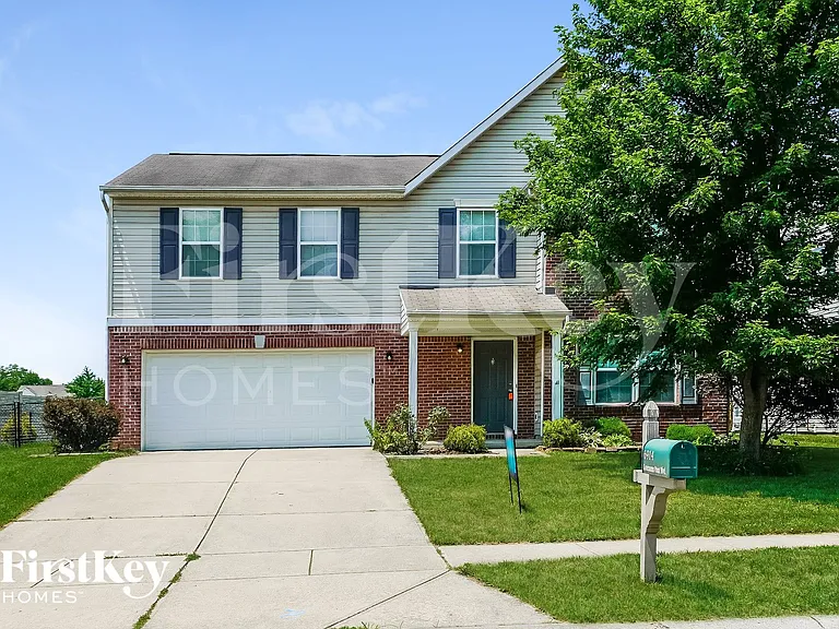 6914 Governors Point Blvd #B — Photo 1