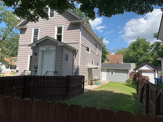 2nd image of 649 Oak Ave