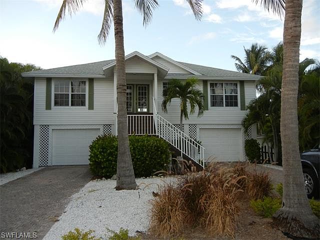 1st image of 141 Egret St