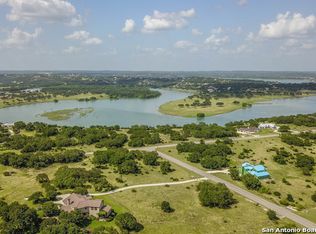 1125 Cordova Bnd, Canyon Lake, TX 78133