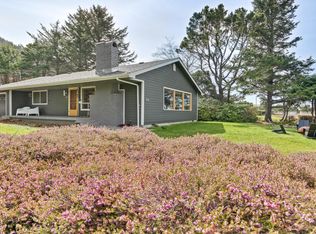 198 Yachats Ocean Dr, Yachats, OR 97498