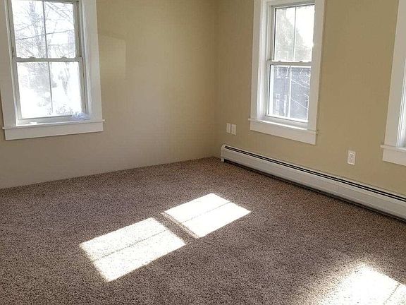 4th image of 15 Monson Pl #C