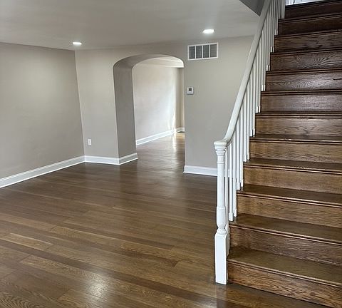 4th image of 440 Jacksonville Rd