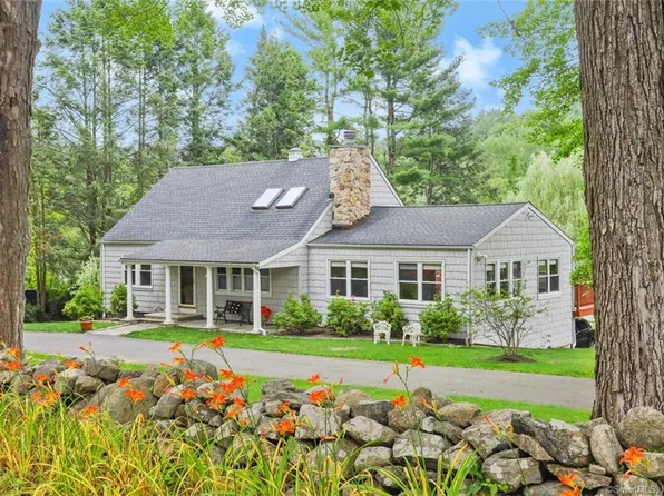 6 Sherwood Road, Ridgefield, CT 06877