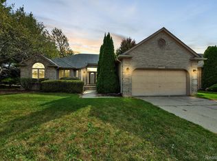 15168 Kelly Ct, Shelby Township, MI 48315