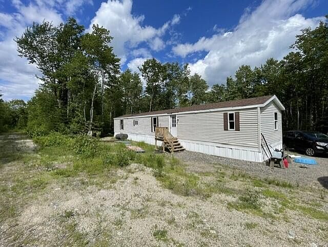 1st image of 527 Unionville Road
