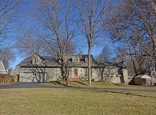 1655 E Meadowmere St, Springfield, MO 65804