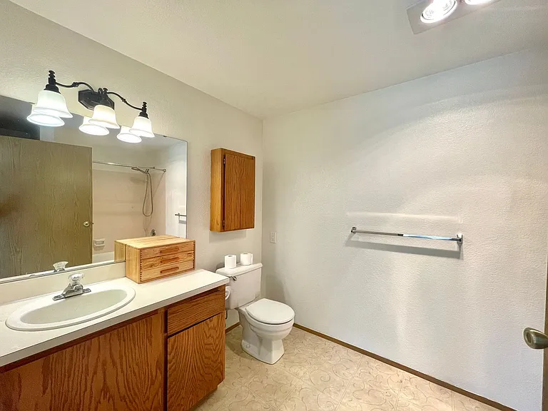 8222 126th Ave NE #C10 — Photo 7