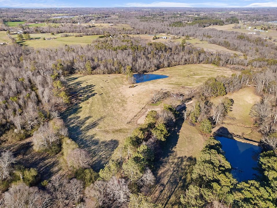 1st image of 258 Wood Dr
