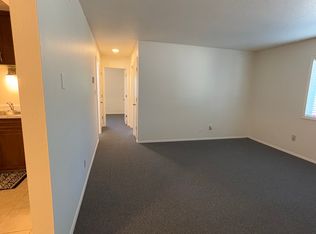 2727 S Sterling Ave APT G, Independence, MO 64052
