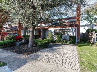 35 Norwood Rd #B, Pt Washington, NY 11050