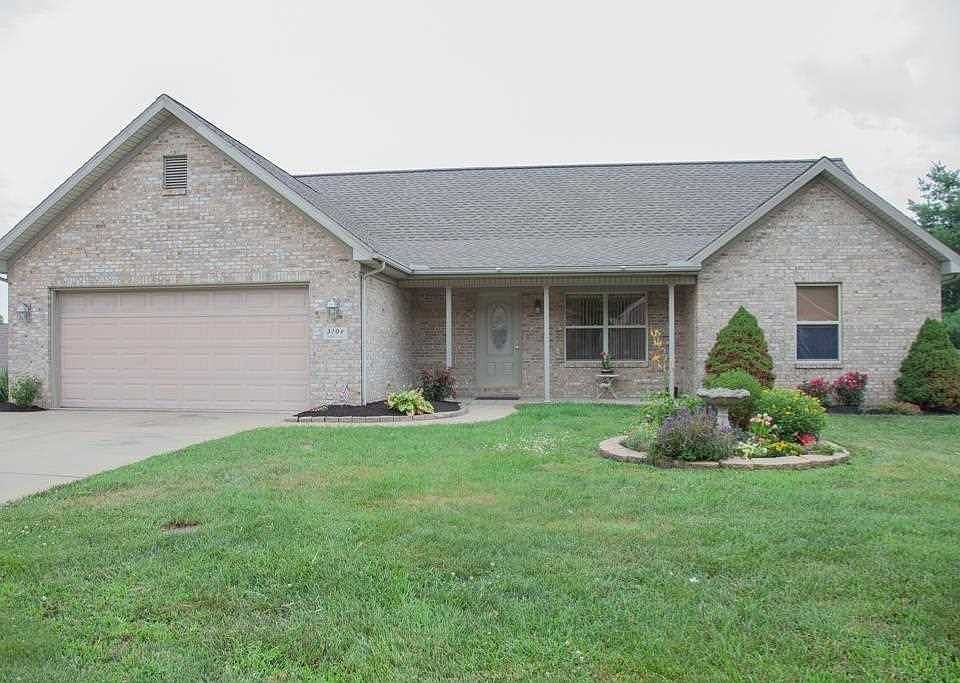 1st image of 3104 Debbie Ln