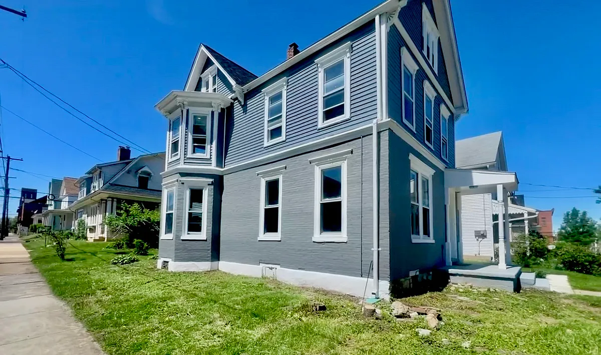 Building Photo - 333 3rd St #1