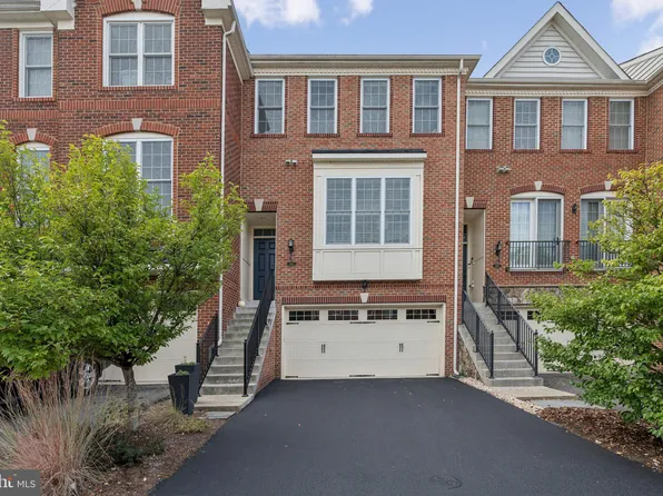 203 Cenning Ter, Purcellville, VA 20132