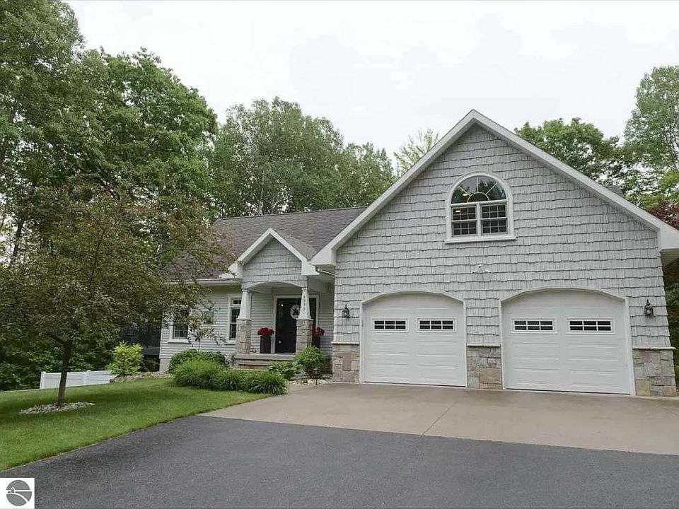1st image of 4959 W Lake Mitchell Dr