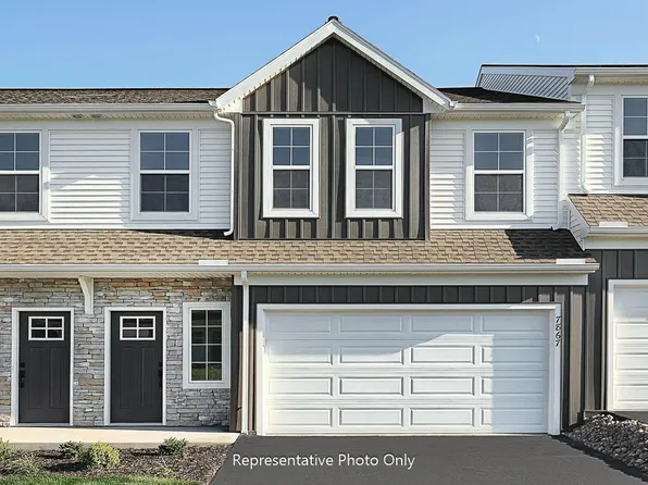 7861 Briarwood Dr, Harrisburg, PA 17112