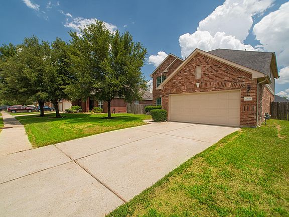3rd image of 25618 Crisp Spring Ln