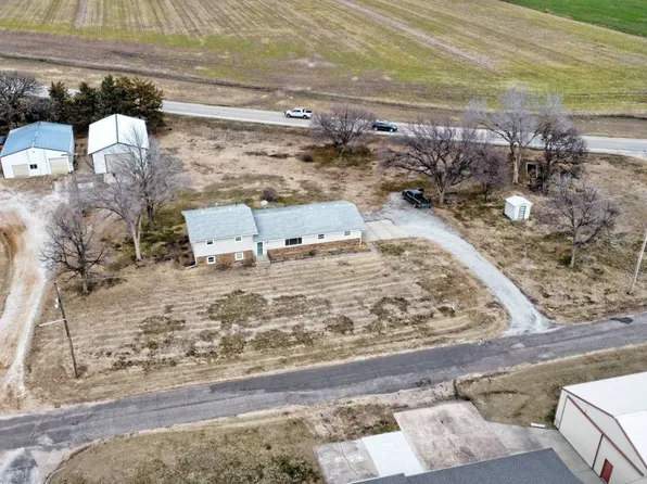 604 E Spaulding Ave, Glasco, KS 67445