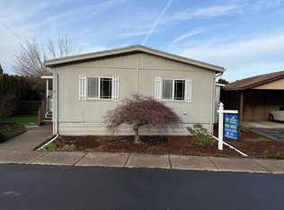 658 S 57th St Space 12, Springfield, OR 97478