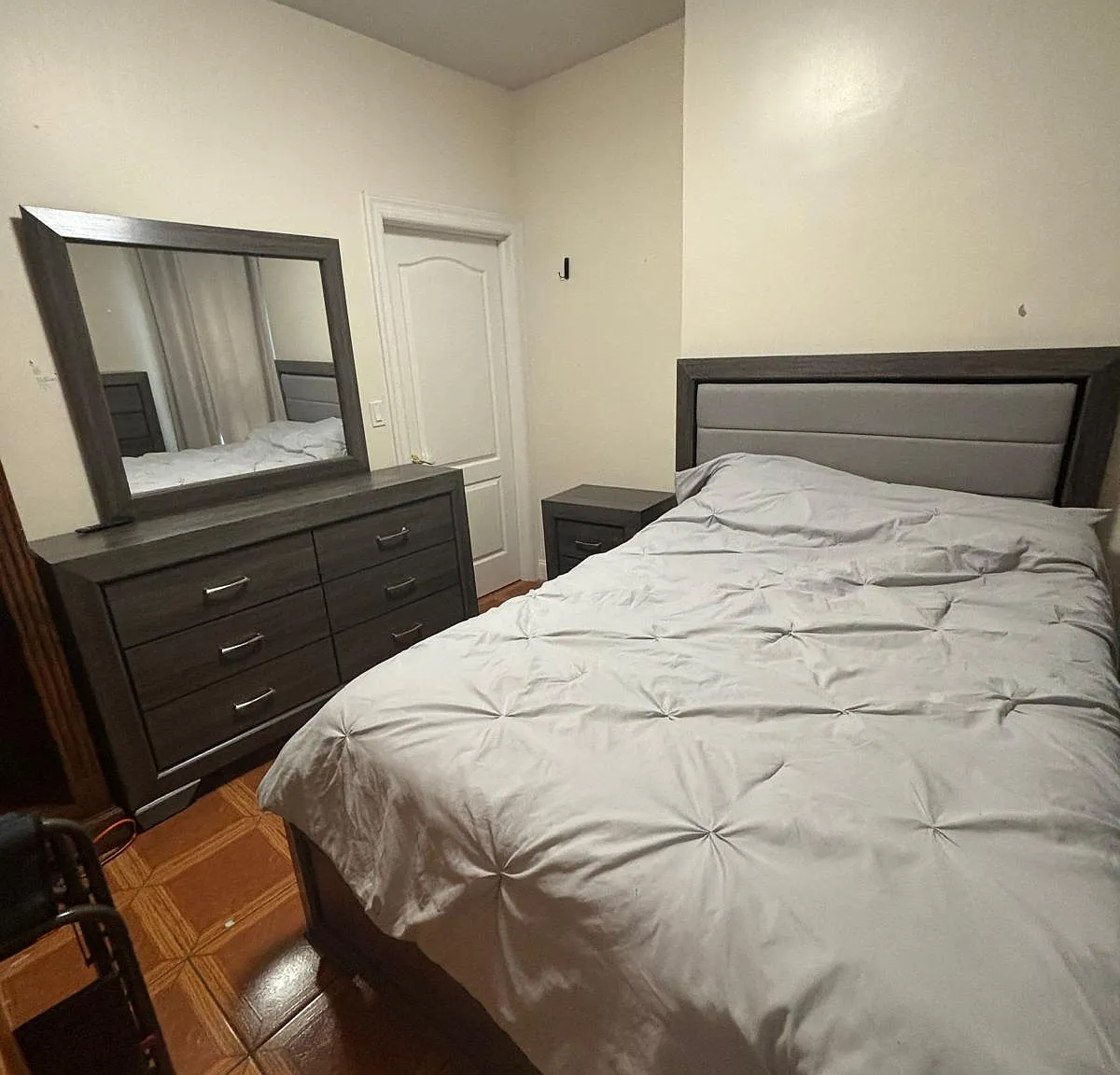 4 bed, 1630 sqft, $1,000 — Photo 3