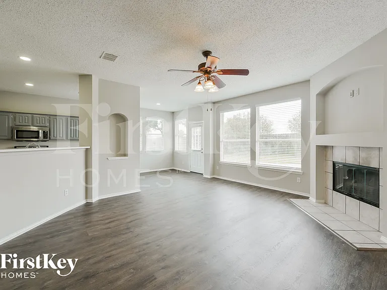 1325 River Ridge Rd — Photo 3