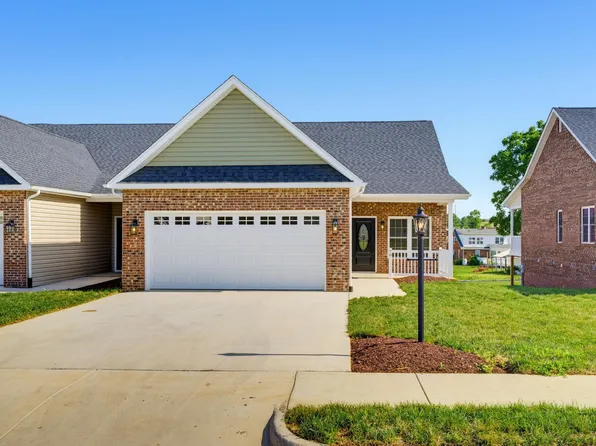78 Fossil Dr, Stuarts Draft, VA 24477