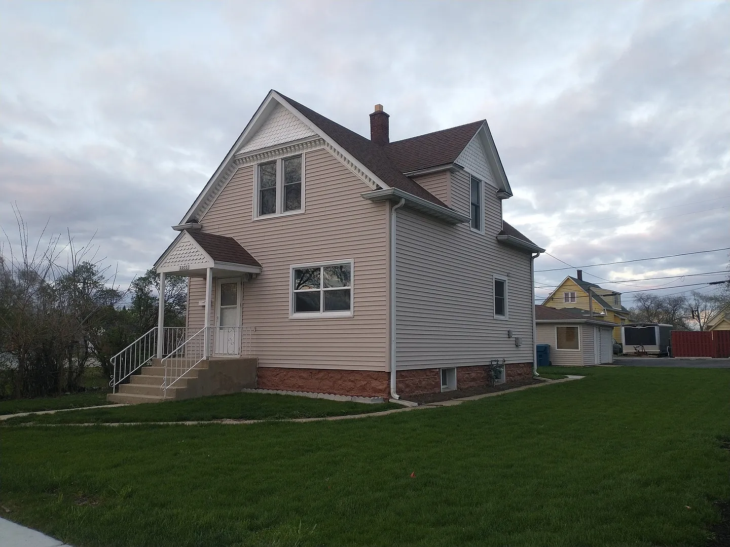3305 Union Ave photo 1