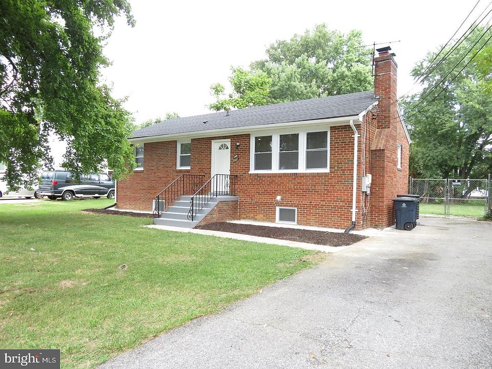 1st image of 6922 Sheffield Dr