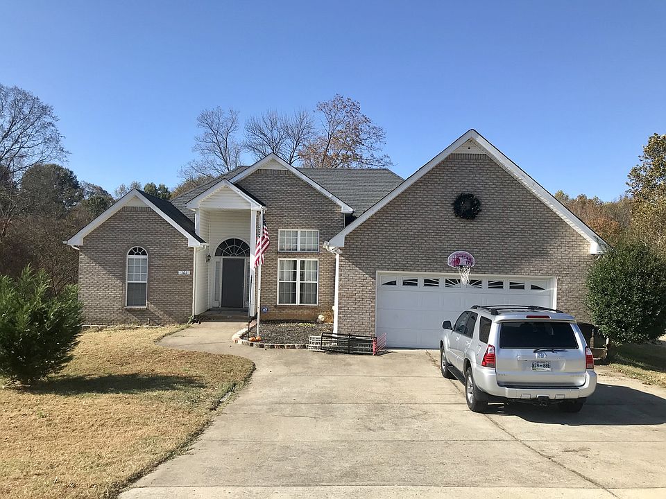 1st image of 101 West Dr