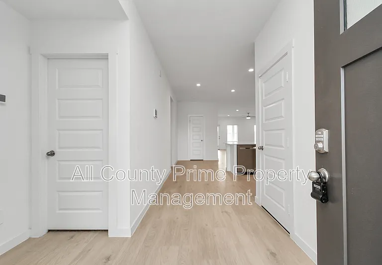 29935 Gallatin River Ln — Photo 5