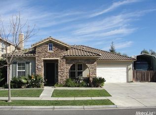 394 Farinelli Pkwy, Escalon, CA 95320