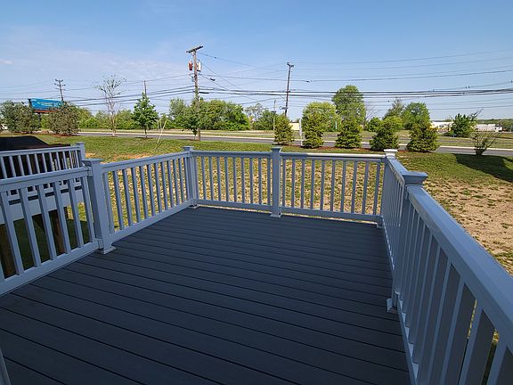 5th image of 64 Hamilton Ct #64