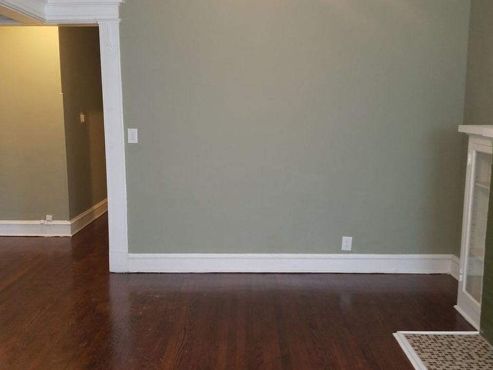 1st image of 6239 S Eberhart Ave #1