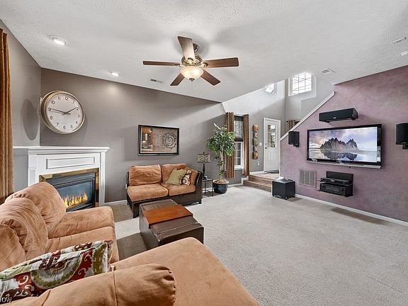5th image of 1345 Durham Dr