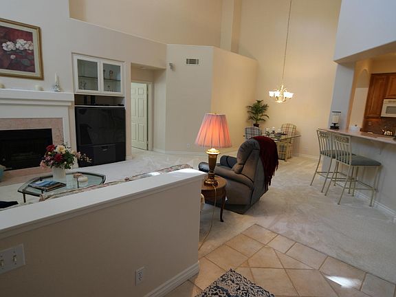 5th image of 99 Greenmeadow Dr