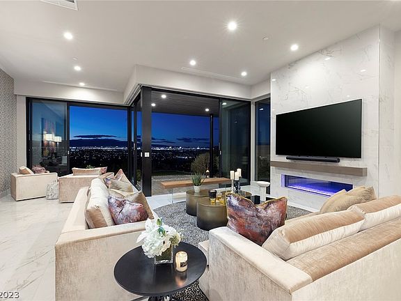 4th image of 427 Serenity Point Dr