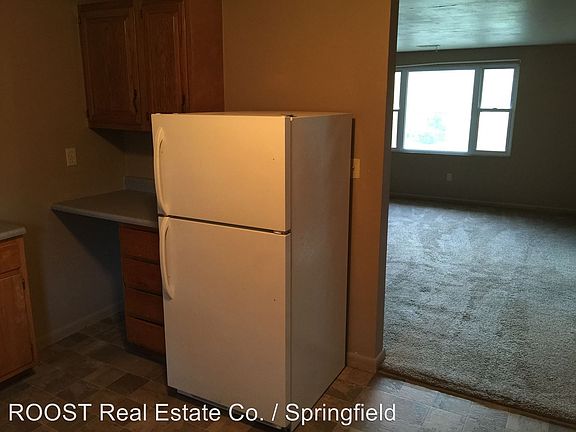 5th image of 20 Grand Valley Dr APT 8