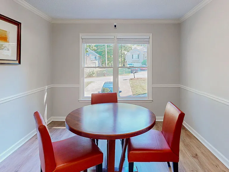 Hitchcock Dr — Photo 5